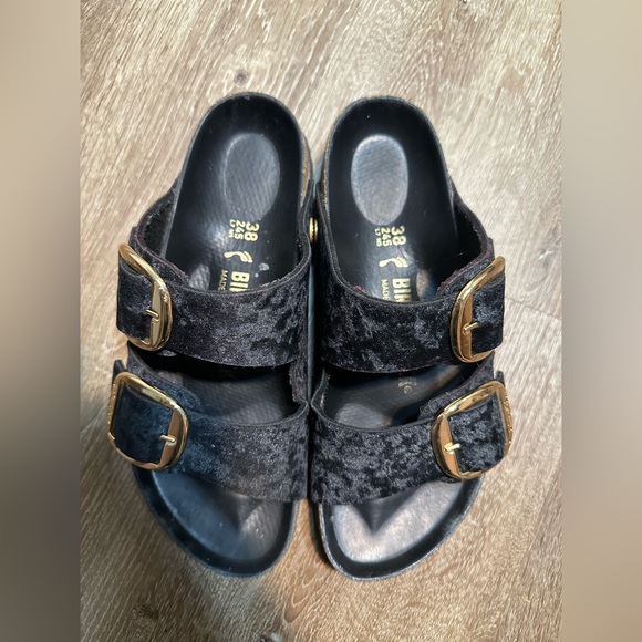Birkenstock Arizona
Big Buckle Rivet Black Velvet
Black women size 38 - Picture 7 of 16